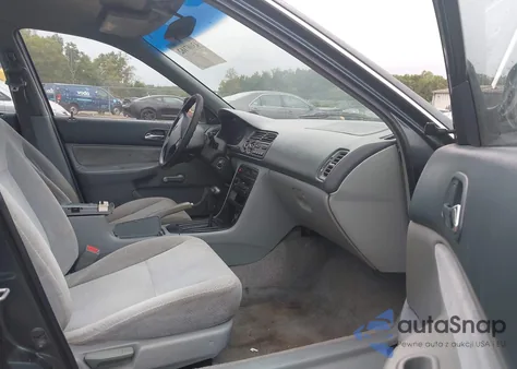 1997 Honda Accord Value z USA, uszkodzony, nr VIN 1HGCD5681VA181107